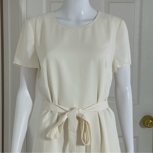 J.Crew Short-sleeve belted suiting dress size 8 - Picture 4 of 12